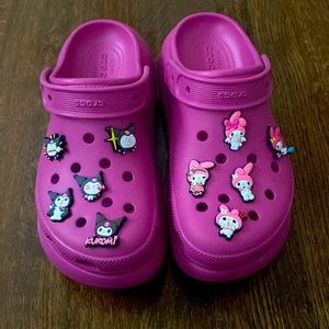 Magenta Platform Crocs with Kuromi and My Melody Gibits